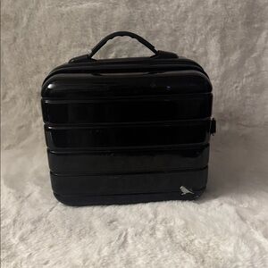 Elegant Black Cosmetic Case